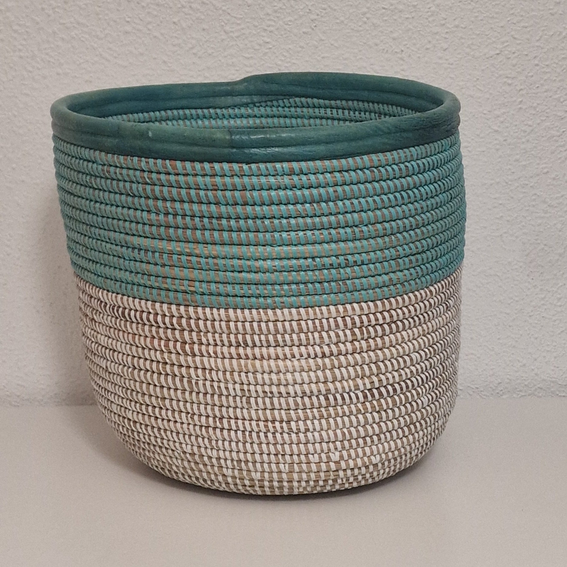 CESTO INDIVIDUAL LINGUERE ABIERTO PREMIUM  2 FRANJAS.