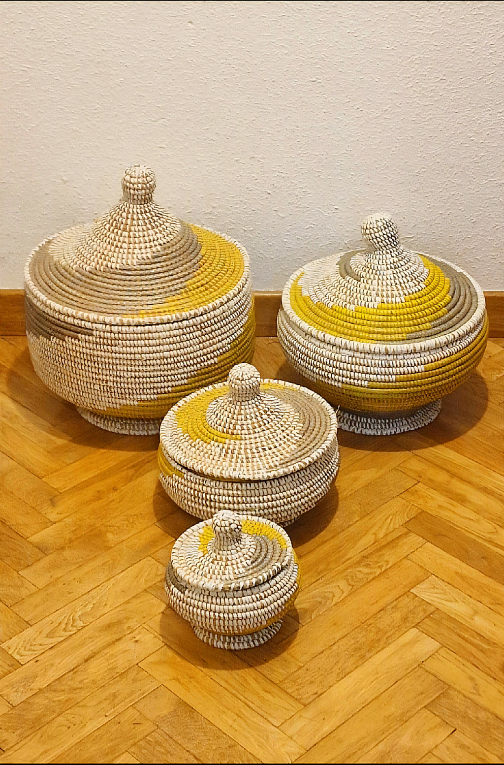 NOVA ESENCIAL CONJUNTO.